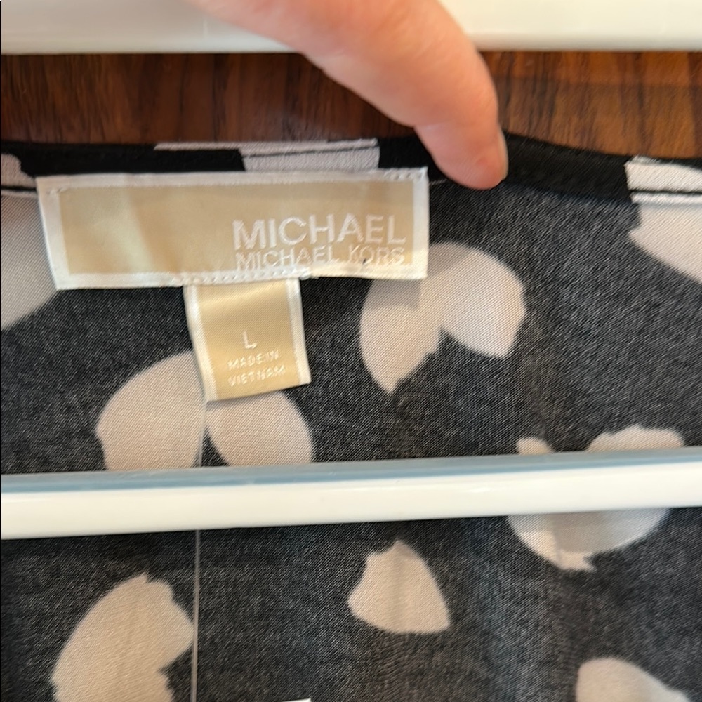 NWT Michael Kors - Women’s Top - Picture 2 of 4
